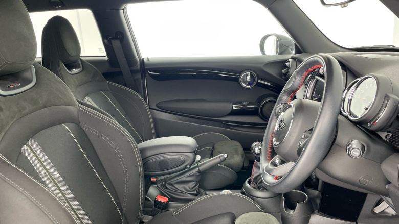 MINI Hatchback 2.0 Cooper S Sport II 3dr Petrol Hatchback